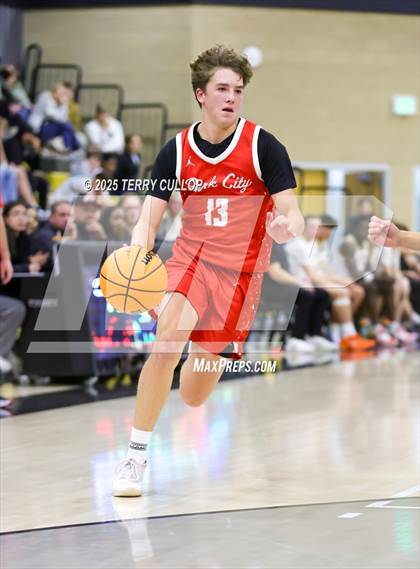 Thumbnail 1 in Park City @ Deseret Peak photogallery.