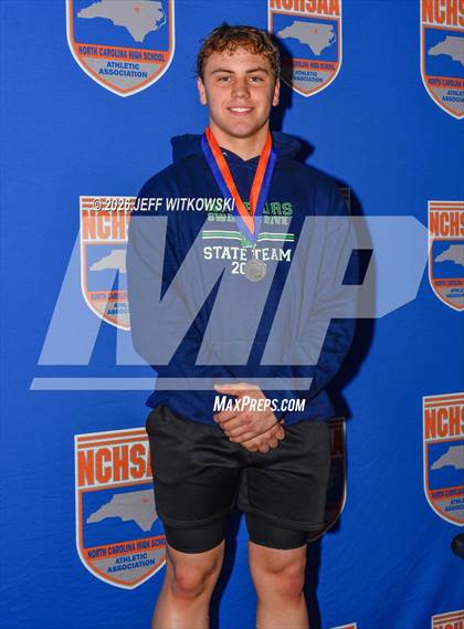 Thumbnail 1 in NCHSAA 7A Final Awards photogallery.