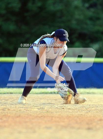 Thumbnail 2 in Swansboro Softball (Extending the Gallery) photogallery.