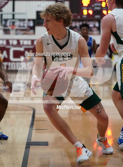 Thumbnail 3 in Crockett vs. Little River Academy (UIL 3A Regional Quaterfinal) photogallery.