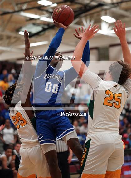 Thumbnail 3 in Crockett vs. Little River Academy (UIL 3A Regional Quaterfinal) photogallery.