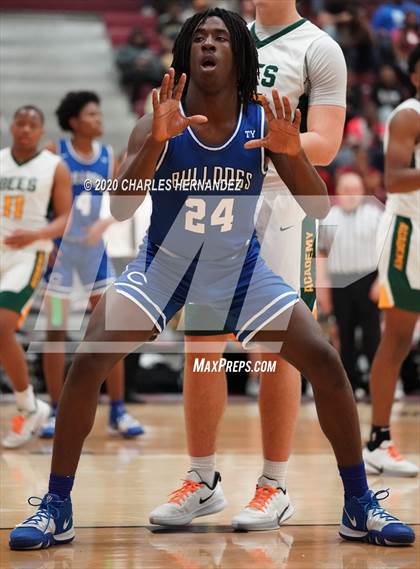 Thumbnail 2 in Crockett vs. Little River Academy (UIL 3A Regional Quaterfinal) photogallery.