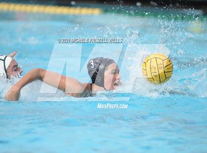 Thumbnail 1 in Carlsbad vs. Coronado (CIF SDS Open Division Semifinal) photogallery.
