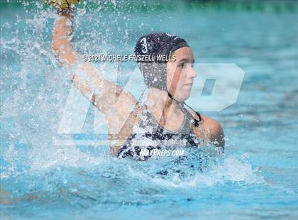 Thumbnail 2 in Carlsbad vs. Coronado (CIF SDS Open Division Semifinal) photogallery.