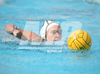Thumbnail 3 in Carlsbad vs. Coronado (CIF SDS Open Division Semifinal) photogallery.