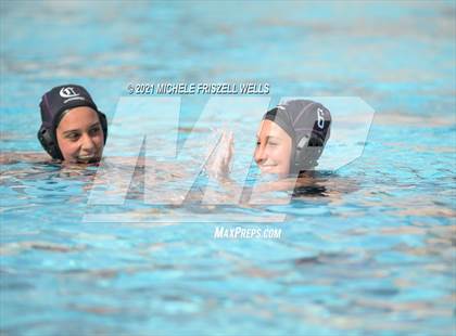 Thumbnail 2 in Carlsbad vs. Coronado (CIF SDS Open Division Semifinal) photogallery.