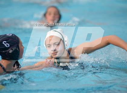 Thumbnail 1 in Carlsbad vs. Coronado (CIF SDS Open Division Semifinal) photogallery.
