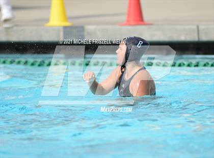 Thumbnail 1 in Carlsbad vs. Coronado (CIF SDS Open Division Semifinal) photogallery.