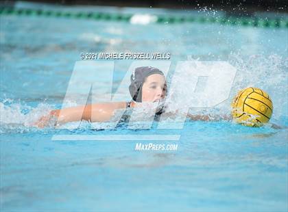 Thumbnail 1 in Carlsbad vs. Coronado (CIF SDS Open Division Semifinal) photogallery.