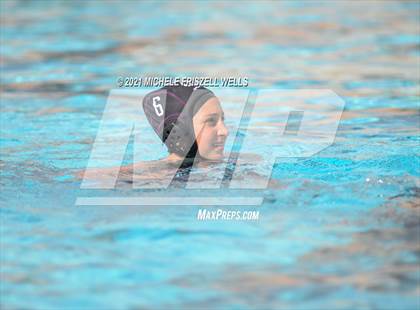 Thumbnail 1 in Carlsbad vs. Coronado (CIF SDS Open Division Semifinal) photogallery.