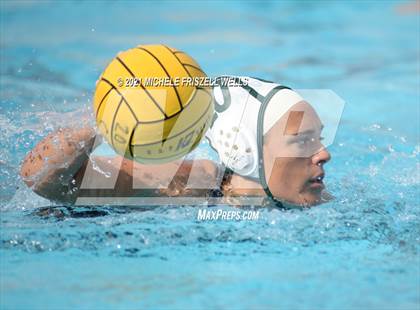 Thumbnail 2 in Carlsbad vs. Coronado (CIF SDS Open Division Semifinal) photogallery.
