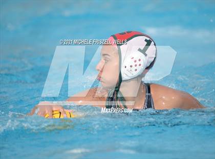 Thumbnail 1 in Carlsbad vs. Coronado (CIF SDS Open Division Semifinal) photogallery.