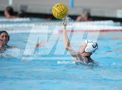 Thumbnail 1 in Carlsbad vs. Coronado (CIF SDS Open Division Semifinal) photogallery.