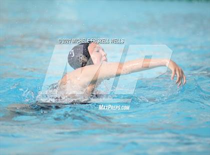 Thumbnail 1 in Carlsbad vs. Coronado (CIF SDS Open Division Semifinal) photogallery.