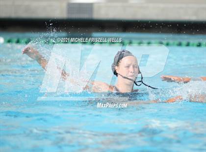 Thumbnail 3 in Carlsbad vs. Coronado (CIF SDS Open Division Semifinal) photogallery.