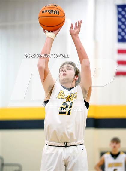 Thumbnail 1 in Maplesville @ Billingsley photogallery.