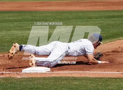 Thumbnail 3 in Casteel vs. Higley (AIA 6A RD1 B Playoff) photogallery.