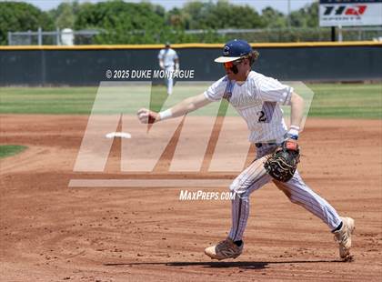 Thumbnail 3 in Casteel vs. Higley (AIA 6A RD1 B Playoff) photogallery.