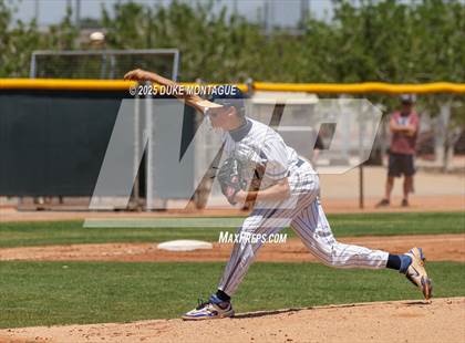 Thumbnail 2 in Casteel vs. Higley (AIA 6A RD1 B Playoff) photogallery.