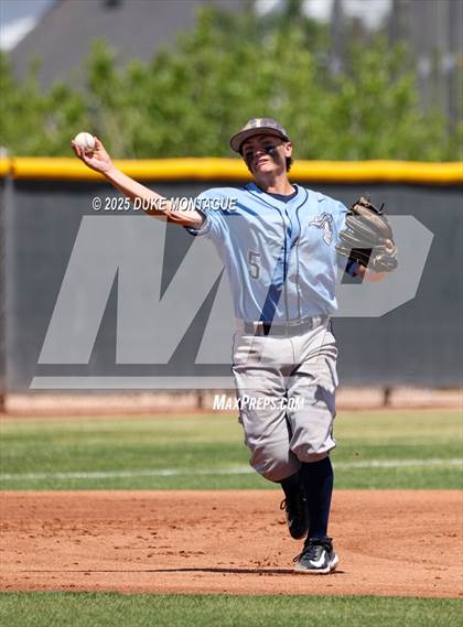 Thumbnail 3 in Casteel vs. Higley (AIA 6A RD1 B Playoff) photogallery.