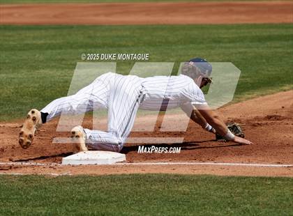 Thumbnail 2 in Casteel vs. Higley (AIA 6A RD1 B Playoff) photogallery.