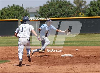 Thumbnail 2 in Casteel vs. Higley (AIA 6A RD1 B Playoff) photogallery.