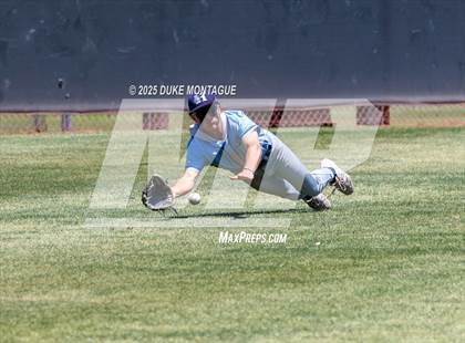 Thumbnail 2 in Casteel vs. Higley (AIA 6A RD1 B Playoff) photogallery.