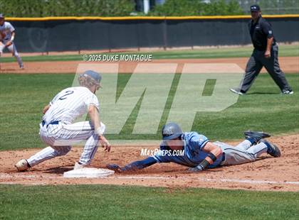 Thumbnail 3 in Casteel vs. Higley (AIA 6A RD1 B Playoff) photogallery.