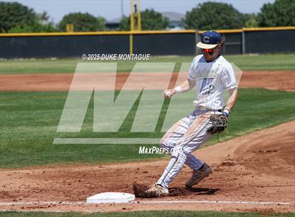 Thumbnail 2 in Casteel vs. Higley (AIA 6A RD1 B Playoff) photogallery.