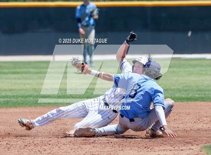 Thumbnail 2 in Casteel vs. Higley (AIA 6A RD1 B Playoff) photogallery.