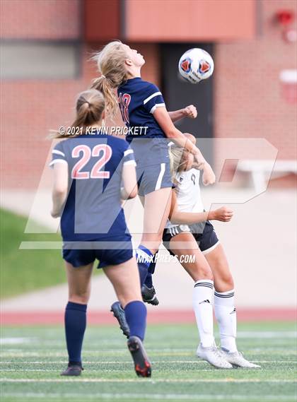 Thumbnail 1 in Kent Denver vs. Jefferson Academy (CHSAA Class 3A Semifinal) photogallery.