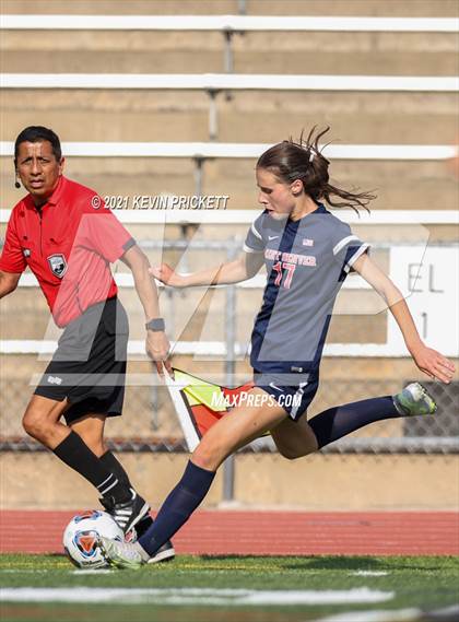 Thumbnail 2 in Kent Denver vs. Jefferson Academy (CHSAA Class 3A Semifinal) photogallery.