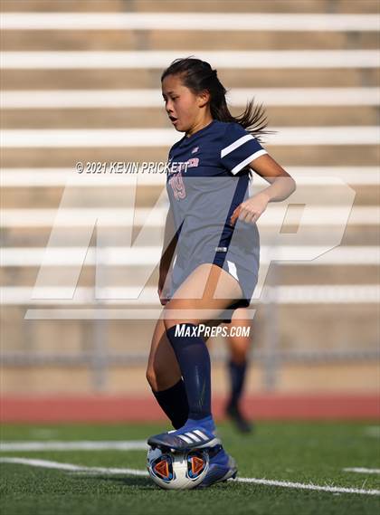 Thumbnail 1 in Kent Denver vs. Jefferson Academy (CHSAA Class 3A Semifinal) photogallery.