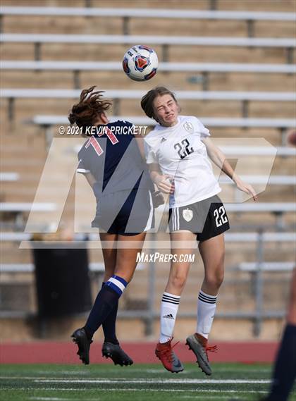 Thumbnail 1 in Kent Denver vs. Jefferson Academy (CHSAA Class 3A Semifinal) photogallery.