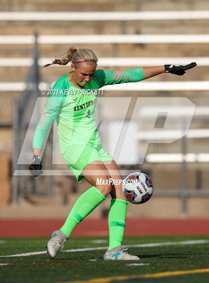 Thumbnail 2 in Kent Denver vs. Jefferson Academy (CHSAA Class 3A Semifinal) photogallery.