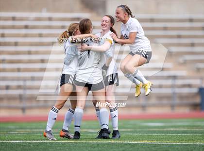 Thumbnail 3 in Kent Denver vs. Jefferson Academy (CHSAA Class 3A Semifinal) photogallery.