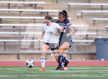 Thumbnail 2 in Kent Denver vs. Jefferson Academy (CHSAA Class 3A Semifinal) photogallery.