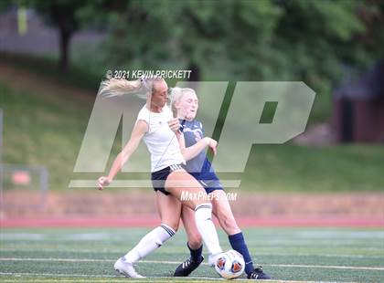Thumbnail 3 in Kent Denver vs. Jefferson Academy (CHSAA Class 3A Semifinal) photogallery.