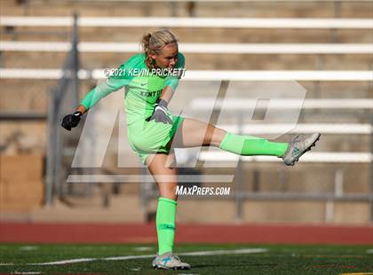 Thumbnail 2 in Kent Denver vs. Jefferson Academy (CHSAA Class 3A Semifinal) photogallery.
