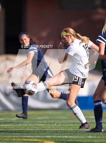Thumbnail 1 in Kent Denver vs. Jefferson Academy (CHSAA Class 3A Semifinal) photogallery.