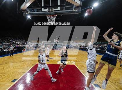 Thumbnail 3 in Pueblo South vs Frederick (CHSAA 4A Final 4) photogallery.