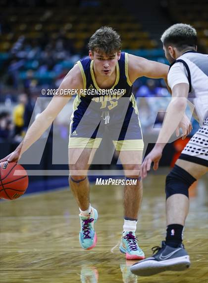 Thumbnail 2 in Pueblo South vs Frederick (CHSAA 4A Final 4) photogallery.
