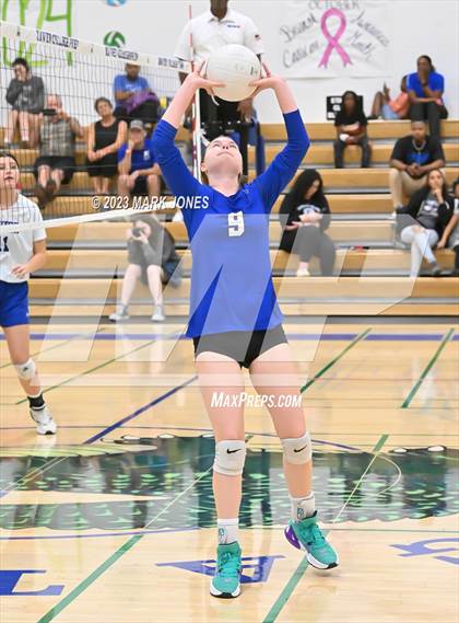Thumbnail 2 in Xavier College Prep vs. Chandler photogallery.