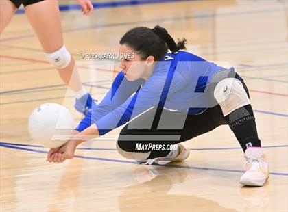 Thumbnail 2 in Xavier College Prep vs. Chandler photogallery.