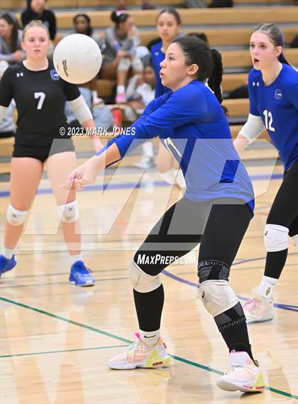 Thumbnail 3 in Xavier College Prep vs. Chandler photogallery.