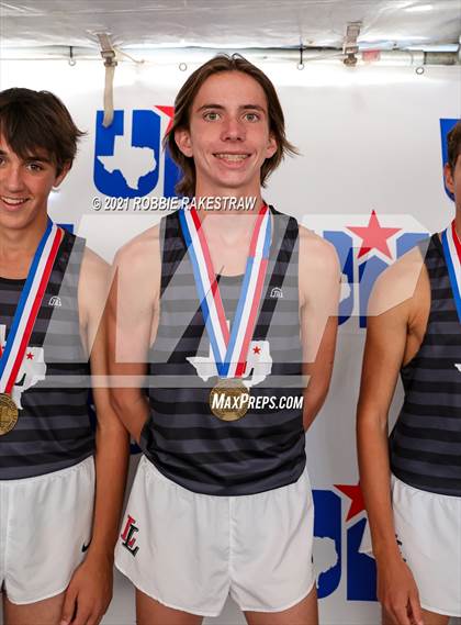Thumbnail 3 in UIL Cross Country 5A Finals (5K) photogallery.