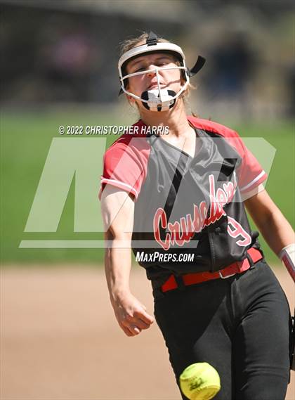 Thumbnail 3 in South Gate vs Village Christian (Spring Fling Tournament) photogallery.