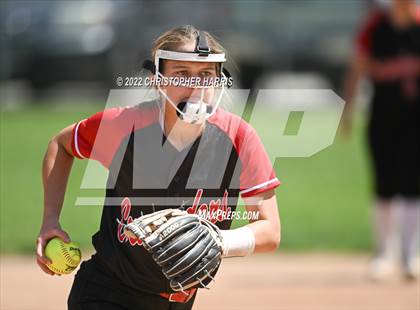 Thumbnail 2 in South Gate vs Village Christian (Spring Fling Tournament) photogallery.