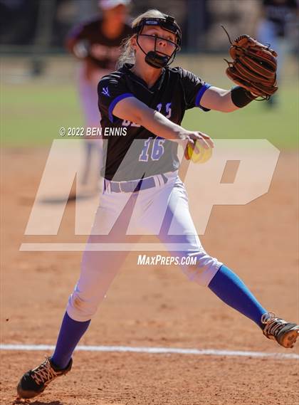Thumbnail 2 in Bremen vs Harlem (GHSA 3A State Tournament) photogallery.