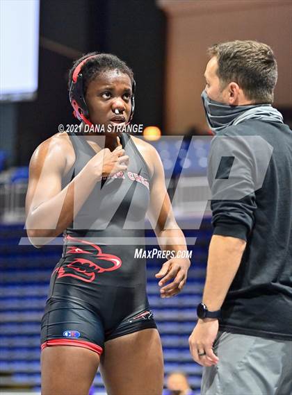 Thumbnail 3 in UIL 6A District 10 Championship photogallery.